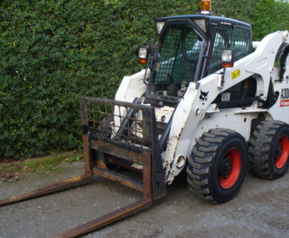 Kompaktlader des Typs Bobcat A300, Neumaschine in Київ (Bild 3)