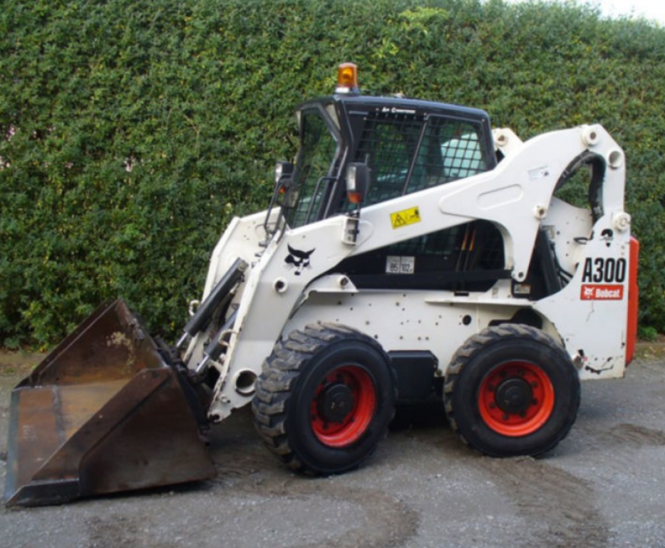 Kompaktlader des Typs Bobcat A300, Neumaschine in Київ (Bild 5)