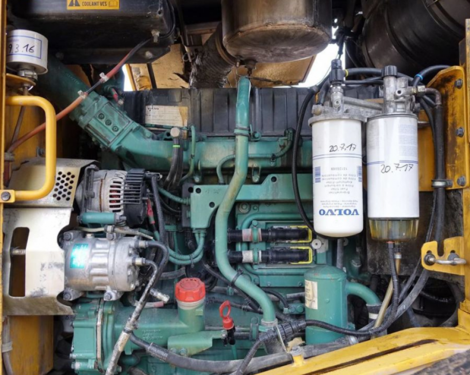 Frontlader des Typs Volvo L220F, Neumaschine in Київ (Bild 8)