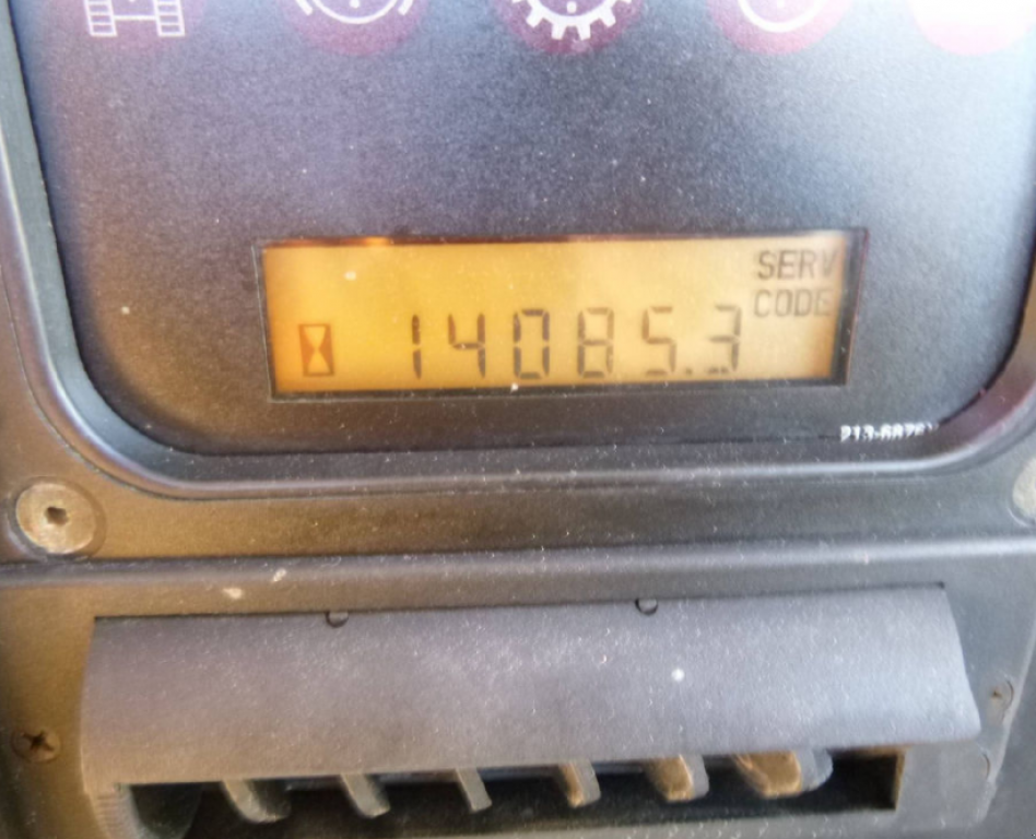 Raupentraktor des Typs Caterpillar D 6N LGP,  in Київ (Bild 4)