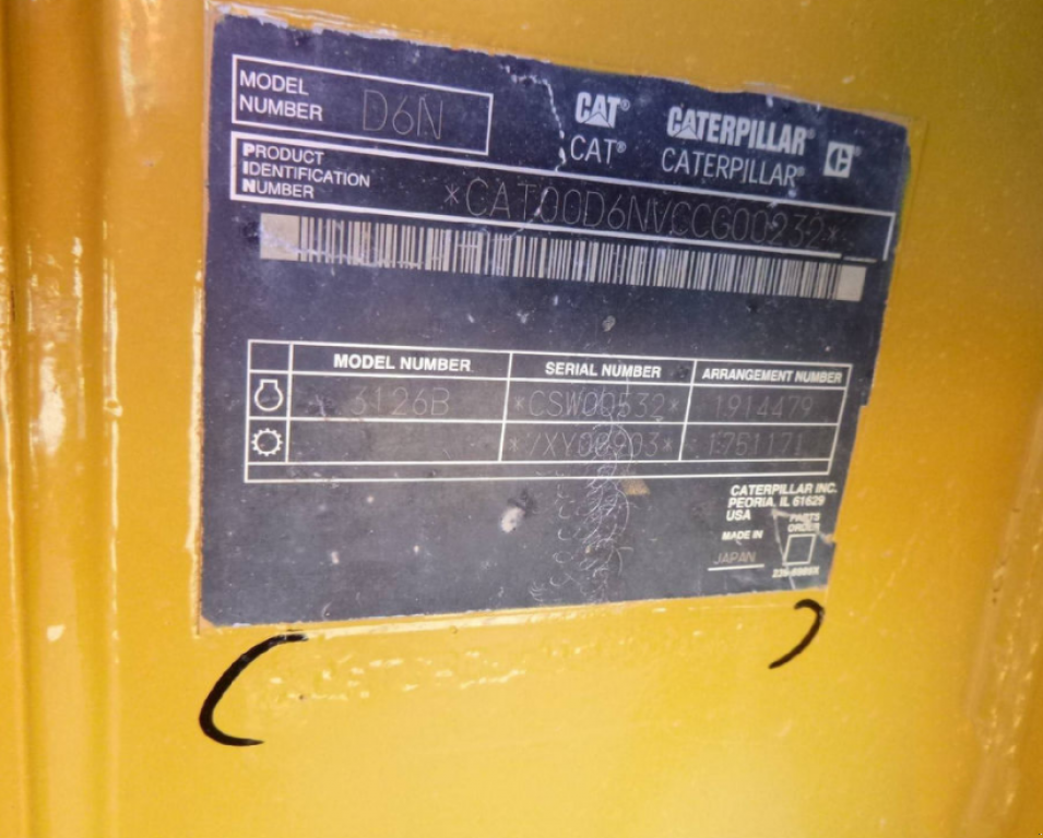 Raupentraktor des Typs Caterpillar D 6N LGP,  in Київ (Bild 3)