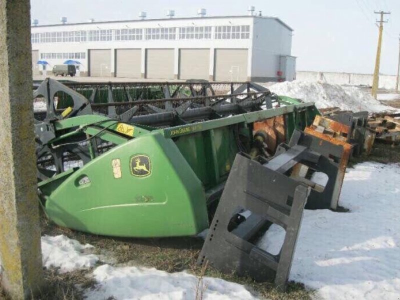 Schneidwerk des Typs John Deere 622R,  in Не обрано (Bild 1)