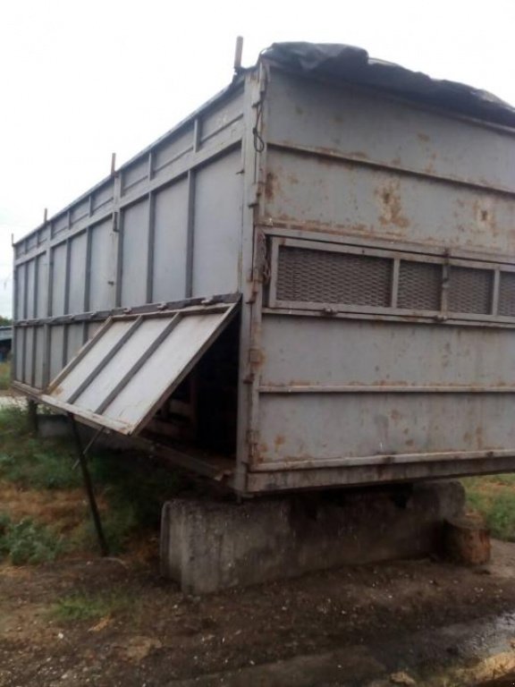 Muldenkipper des Typs MAN 26, Neumaschine in Дніпропетровськ (Bild 1)