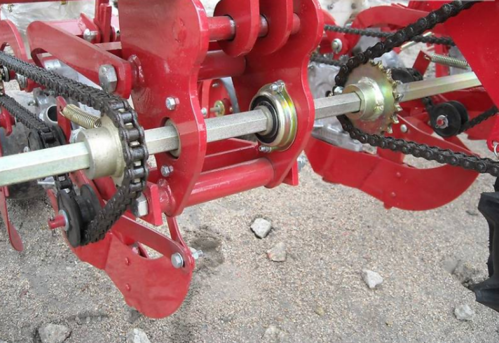 Direktsaatmaschine des Typs CHERVONA ZIRKA СУПН-6,  in Дніпропетровськ (Bild 5)