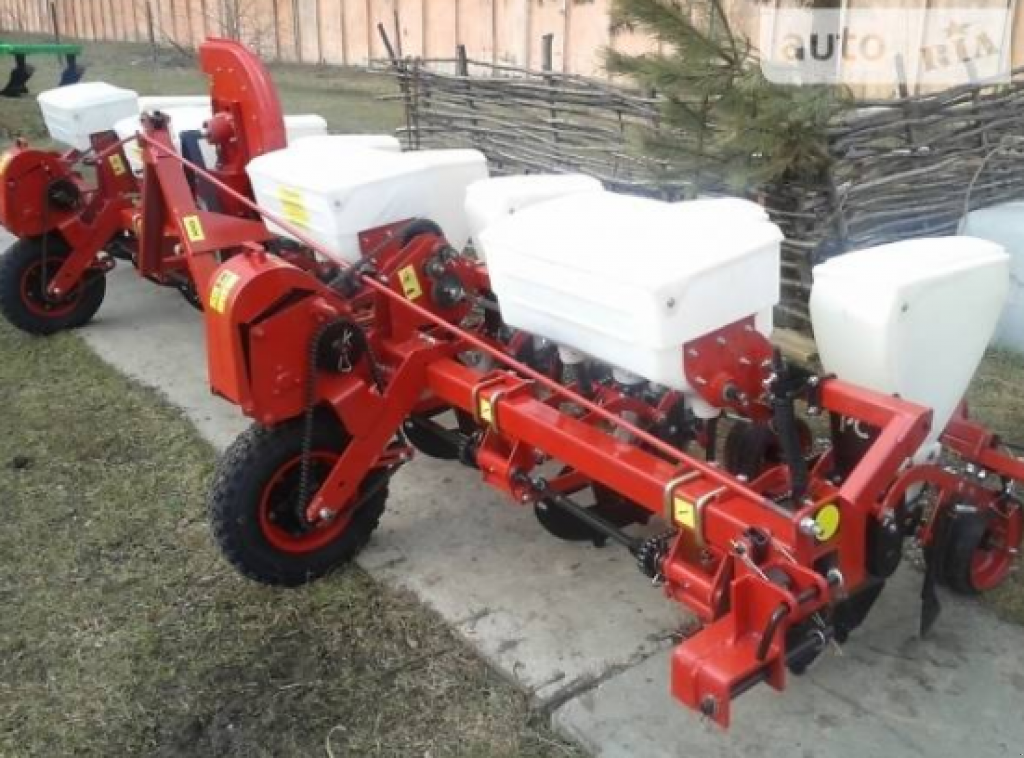 Sämaschine des Typs CHERVONA ZIRKA СУПН-8,  in Дніпропетровськ (Bild 8)