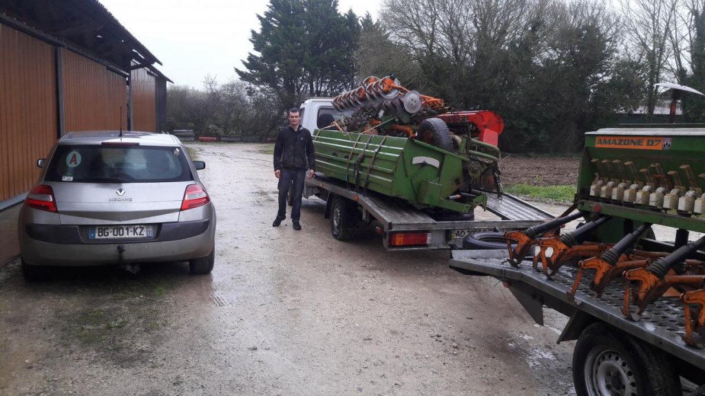 Direktsaatmaschine des Typs Amazone D9-40,  in Млинів (Bild 6)