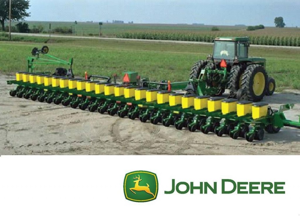 Gareeggenfelder des Typs John Deere DB83,  in Гірник (Bild 1)