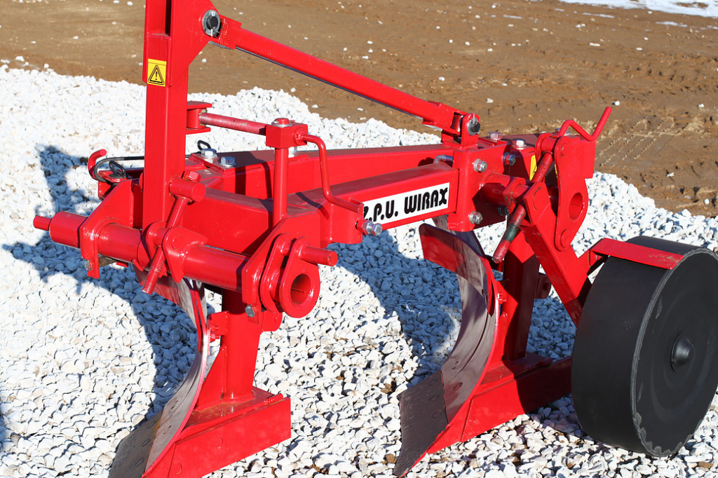 Scheibenpflug des Typs Wirax 2-20,  in Фанчиково (Bild 1)