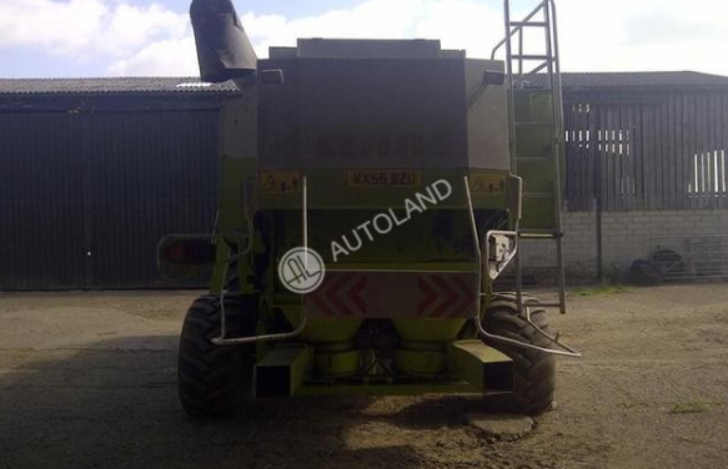 Oldtimer-Mähdrescher des Typs CLAAS Lexion 480, Neumaschine in Здолбунів (Bild 2)