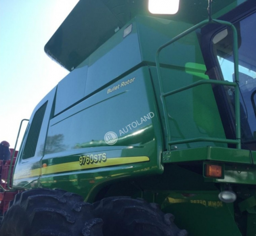Oldtimer-Mähdrescher des Typs John Deere 9760 STS Bullet Rotor, Neumaschine in Здолбунів (Bild 10)