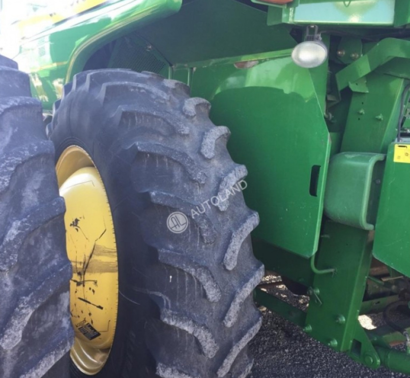 Oldtimer-Mähdrescher des Typs John Deere 9760 STS Bullet Rotor, Neumaschine in Здолбунів (Bild 5)