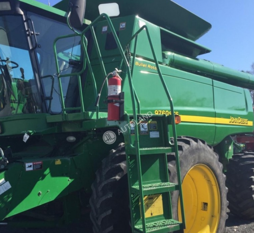 Oldtimer-Mähdrescher des Typs John Deere 9760 STS Bullet Rotor, Neumaschine in Здолбунів (Bild 1)