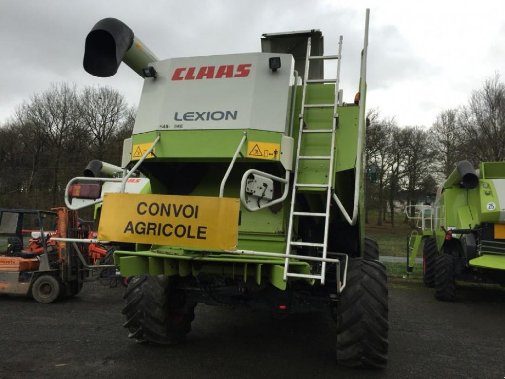Oldtimer-Mähdrescher des Typs CLAAS Lexion 470, Neumaschine in Здолбунів (Bild 7)