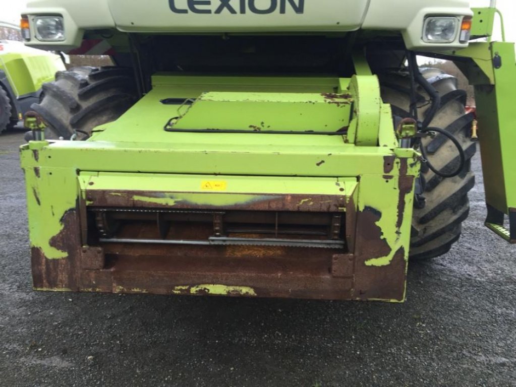 Oldtimer-Mähdrescher des Typs CLAAS Lexion 470, Neumaschine in Здолбунів (Bild 5)