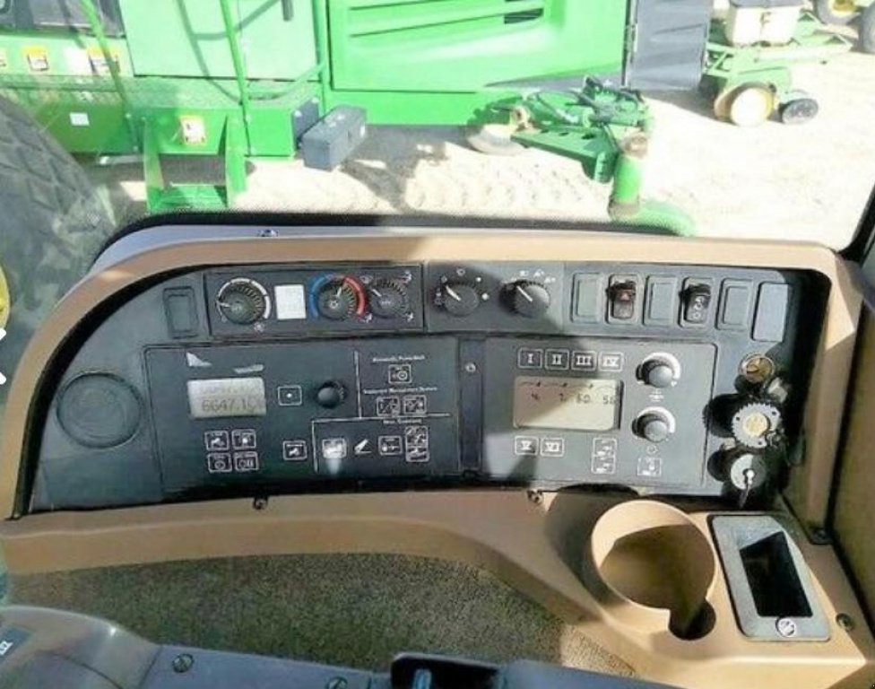 Raupentraktor des Typs John Deere 8430T, Neumaschine in Київ (Bild 8)