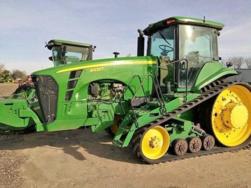 Raupentraktor des Typs John Deere 8430T, Neumaschine in Київ (Bild 1)