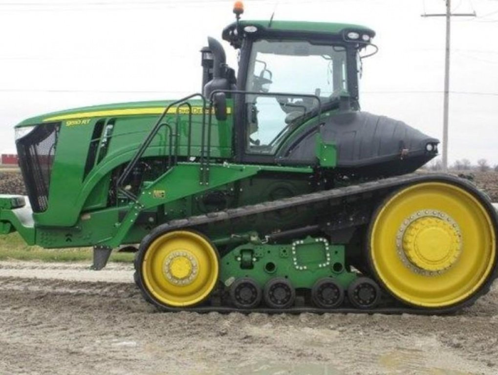 Raupentraktor des Typs John Deere 9510RT, Neumaschine in Київ (Bild 7)