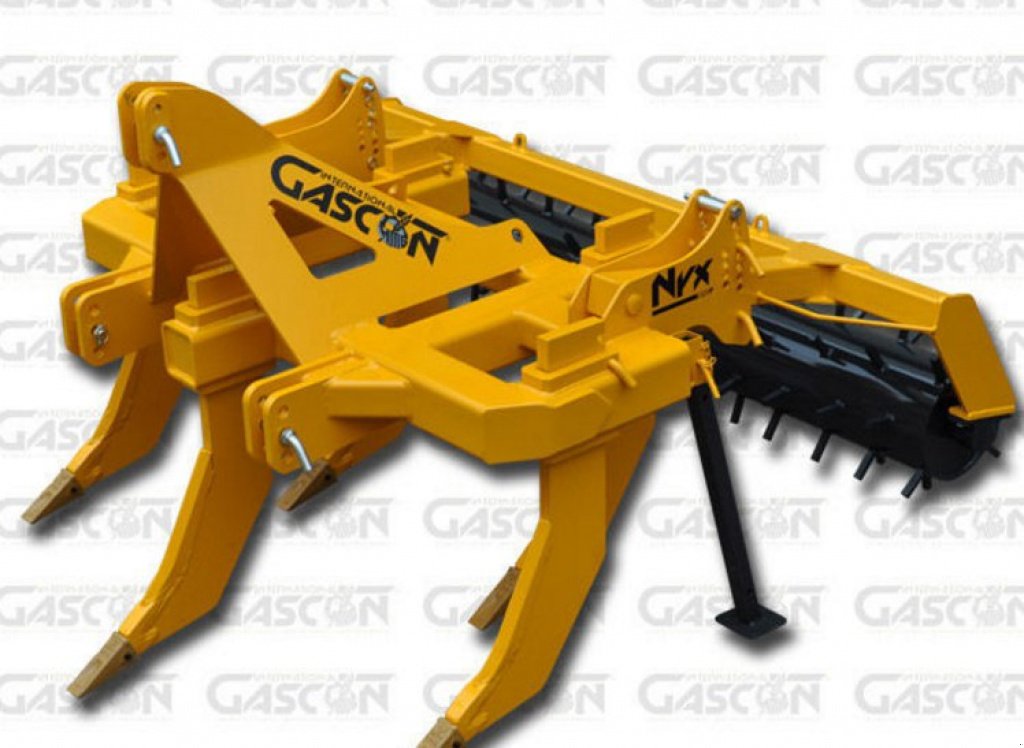 Spatenpflug des Typs Gascón SS5-3FR,  in Харків (Bild 1)