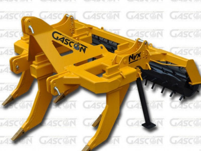 Spatenpflug des Typs Gascón SS5-3FR,  in Харків (Bild 1)