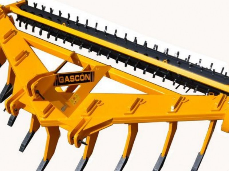 Spatenpflug des Typs Gascón SS-9SR,  in Харків (Bild 1)