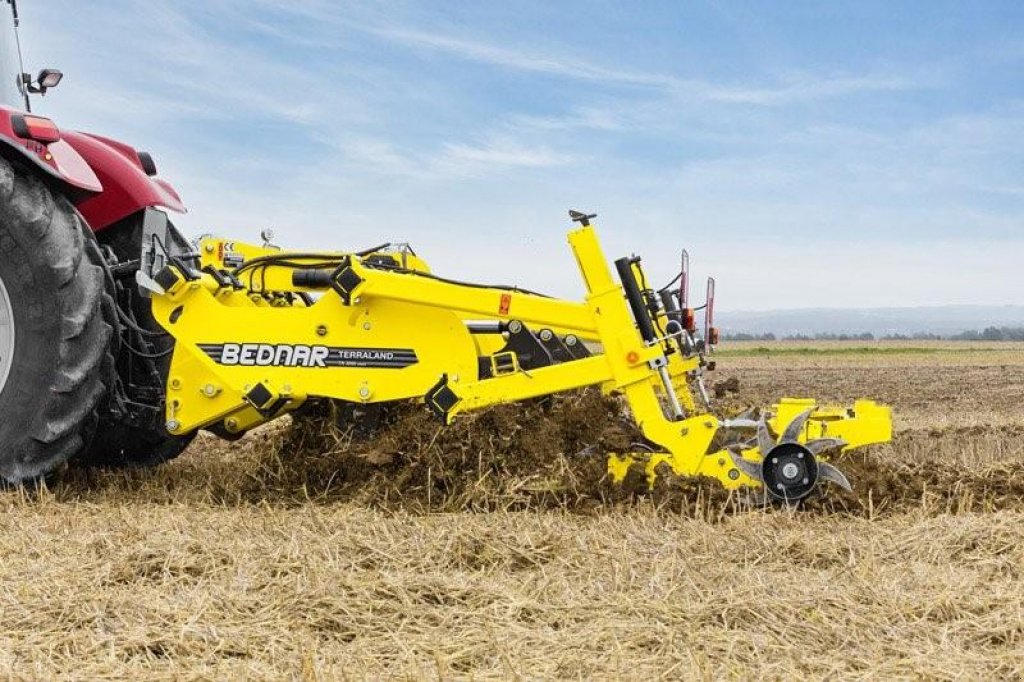 Spatenpflug des Typs Bednar Terraland TN 4000 M7R,  in Вінниця (Bild 1)