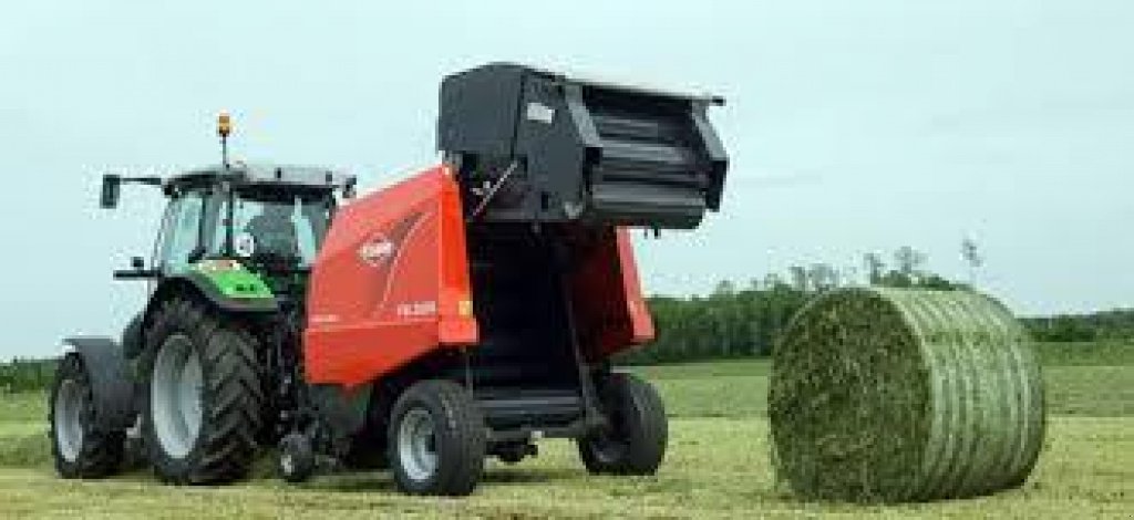 Rundballenpresse des Typs Nordsten FB 119,  in Київ (Bild 1)