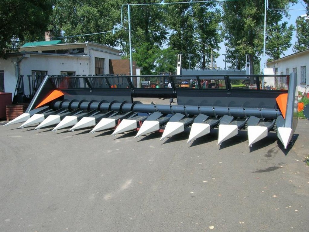 Sonnenblumenschneidwerk des Typs Sonstige OptiSun 870,  in Київ (Bild 2)