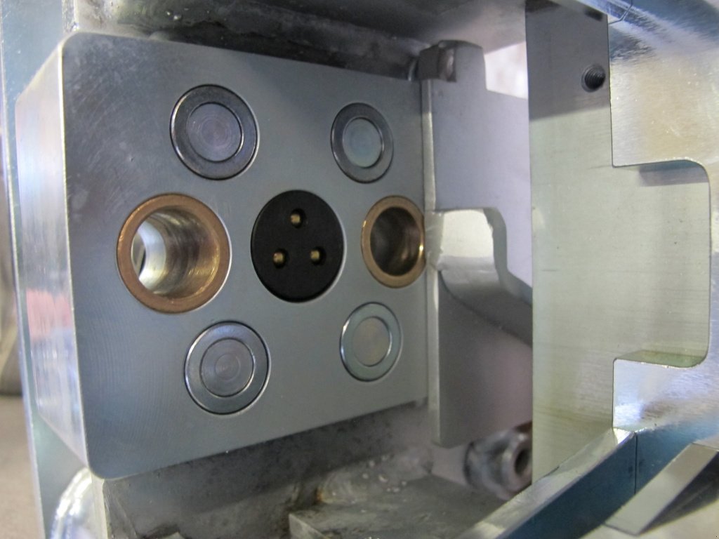 Frontlader des Typs Sonstige Highspeed Oil Coupler, Neumaschine in Seekirchen (Bild 10)