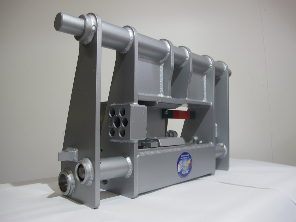 Frontlader des Typs Sonstige Highspeed Oil Coupler, Neumaschine in Seekirchen (Bild 15)
