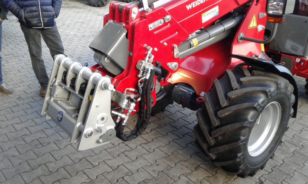 Frontlader des Typs Sonstige Highspeed Oil Coupler, Neumaschine in Seekirchen (Bild 19)