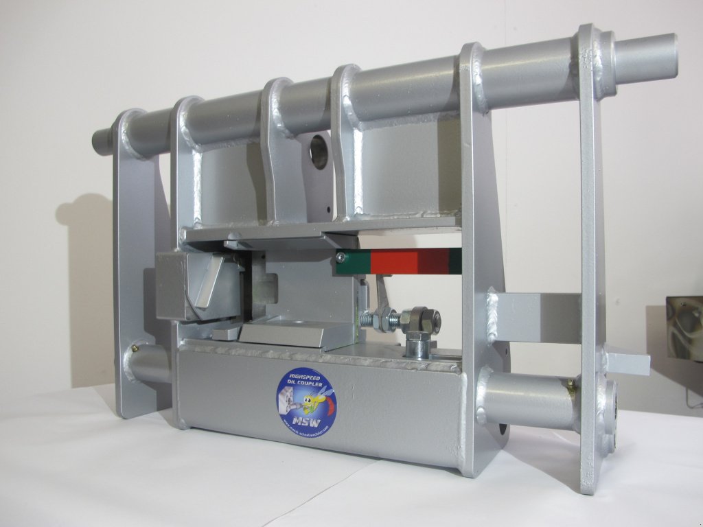 Hoflader des Typs Sonstige HIGHSPEED OIL COUPLER, Neumaschine in Seekirchen (Bild 4)