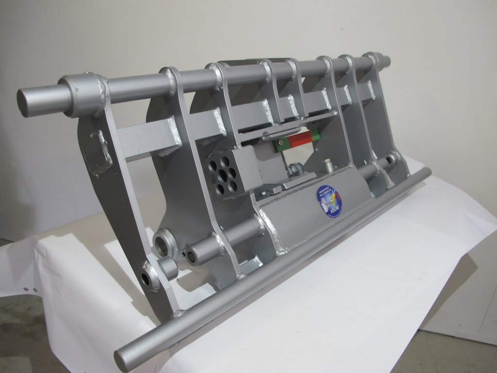 Hoflader des Typs Sonstige HIGHSPEED OIL COUPLER, Neumaschine in Seekirchen (Bild 10)