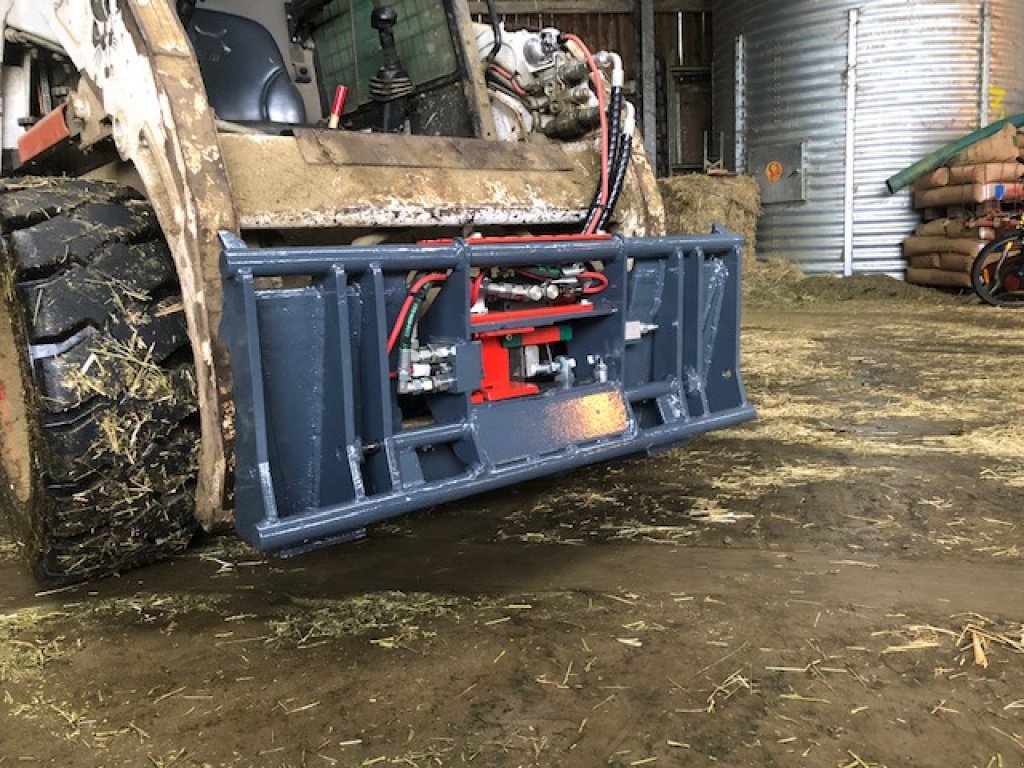 Hoflader des Typs Sonstige HIGHSPEED OIL COUPLER, Neumaschine in Seekirchen (Bild 19)