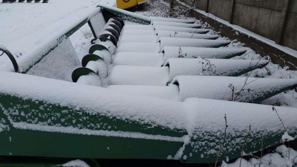 Oldtimer-Mähdrescher des Typs John Deere 9500, Neumaschine in Івано-Франківськ (Bild 7)