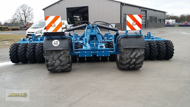 Kurzscheibenegge des Typs Meyer Agrartechnik KSE 6000 FR, Neumaschine in Andervenne (Bild 19)