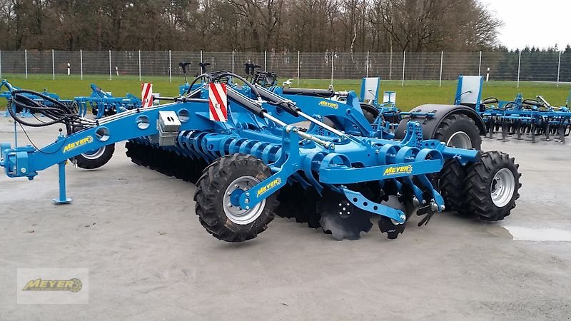 Kurzscheibenegge des Typs Meyer Agrartechnik KSE 6000 FR, Neumaschine in Andervenne (Bild 9)