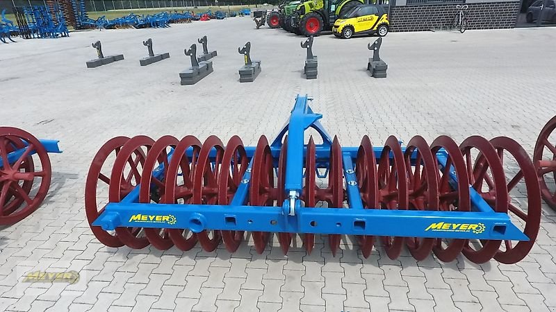 Packer & Walze des Typs Meyer Agrartechnik LFP 16/4, Neumaschine in Andervenne (Bild 15)