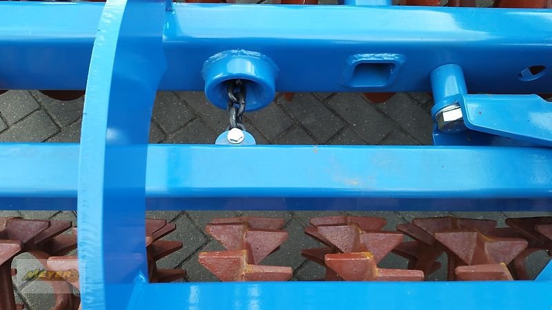 Packer & Walze des Typs Meyer Agrartechnik LFWP 16/4 N, Neumaschine in Andervenne (Bild 18)