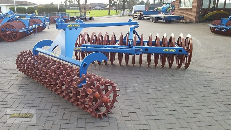 Packer & Walze des Typs Meyer Agrartechnik LFWP 16/4 N, Neumaschine in Andervenne (Bild 15)