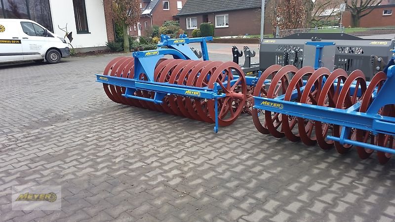 Packer & Walze des Typs Meyer Agrartechnik WP 16/4 N, Neumaschine in Andervenne (Bild 20)