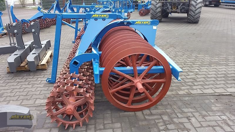 Packer & Walze des Typs Meyer Agrartechnik WP 16/4 N, Neumaschine in Andervenne (Bild 15)