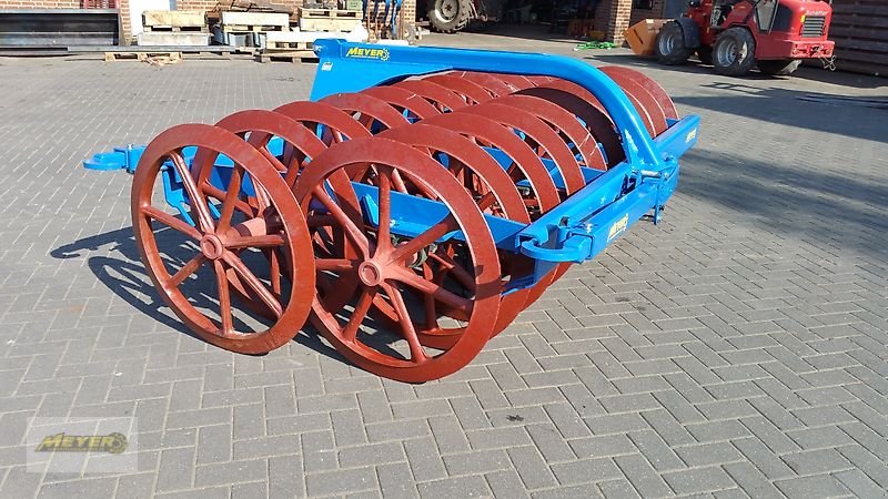 Packer & Walze des Typs Meyer Agrartechnik DWP 19, Neumaschine in Andervenne (Bild 9)