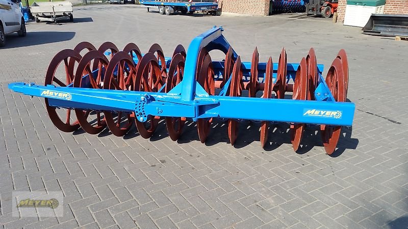 Packer & Walze des Typs Meyer Agrartechnik DWP 19, Neumaschine in Andervenne (Bild 2)