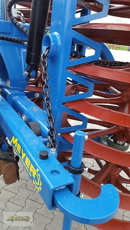 Packer & Walze des Typs WM Meyer WP 16/4 Hy, Neumaschine in Andervenne (Bild 16)