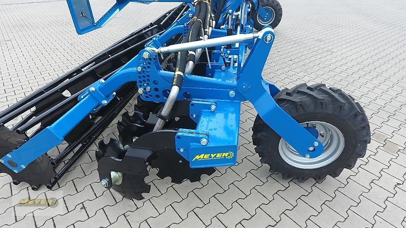 Güllescheibenegge des Typs Meyer Agrartechnik Mixi 6700, Neumaschine in Andervenne (Bild 21)