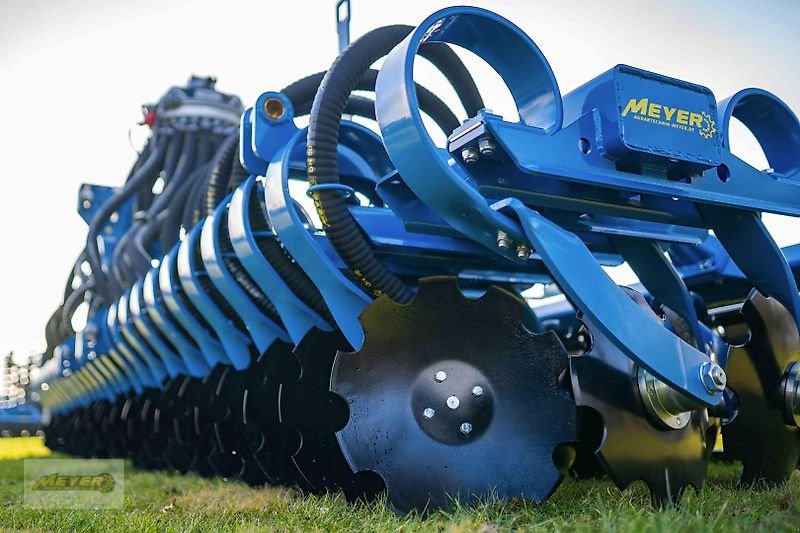 Güllescheibenegge des Typs Meyer Agrartechnik Mixi 6000 F, Neumaschine in Andervenne (Bild 7)