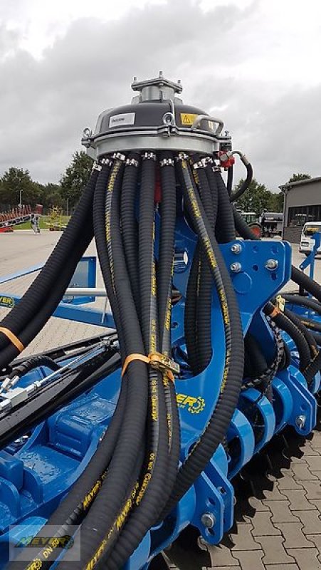 Güllescheibenegge des Typs Meyer Agrartechnik Mixi 6000 F, Neumaschine in Andervenne (Bild 26)