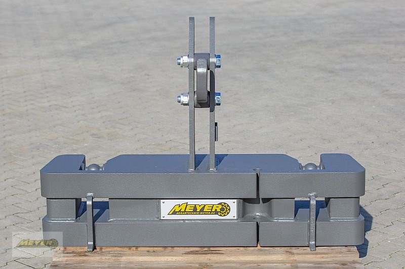 Sonstiges Traktorzubehör des Typs Meyer Agrartechnik KB 80 Frontgewicht, Neumaschine in Andervenne (Bild 2)