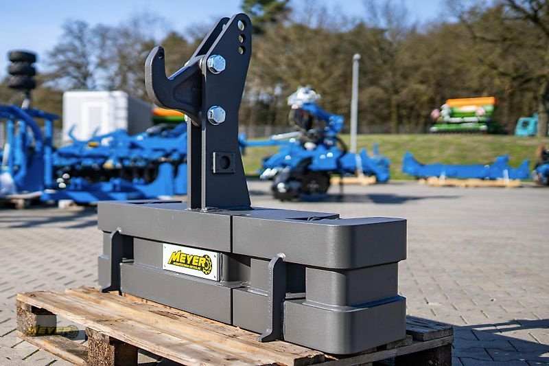 Sonstiges Traktorzubehör des Typs Meyer Agrartechnik KB 80 Frontgewicht, Neumaschine in Andervenne (Bild 5)