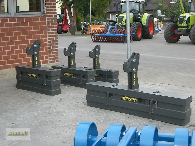 Frontgewicht des Typs Meyer Agrartechnik KB 120 Frontgewicht, Neumaschine in Andervenne (Bild 3)